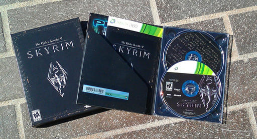 Elder Scrolls V: Skyrim, The - Распаковка коллекционного издания игры для Xbox360